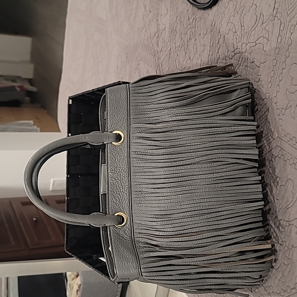 Milly Fringed leather bag - Picture 11 of 12